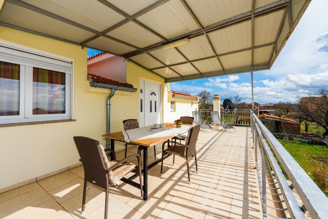 Apartment Kata Dubravice Luaran gambar