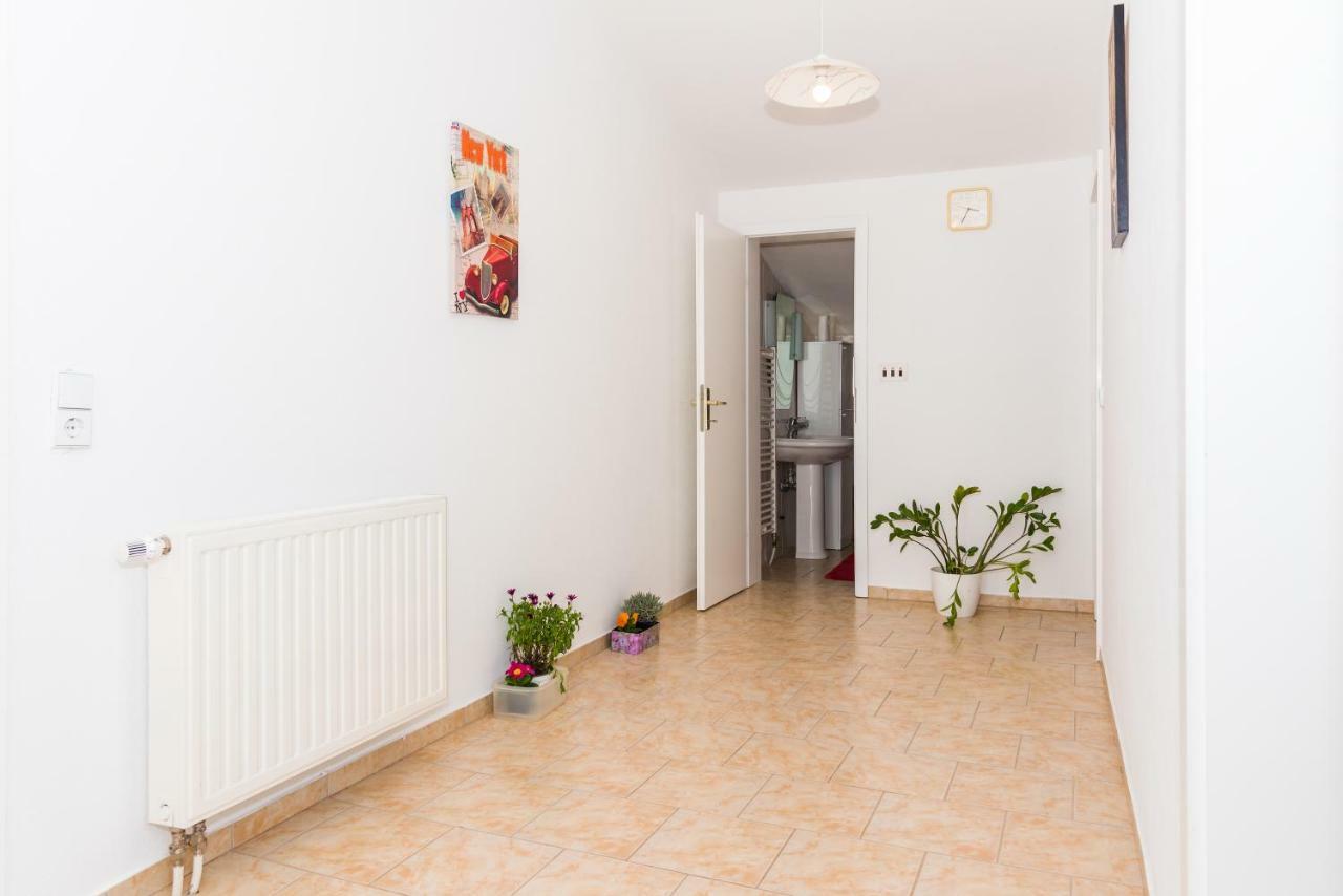 Apartment Kata Dubravice Luaran gambar