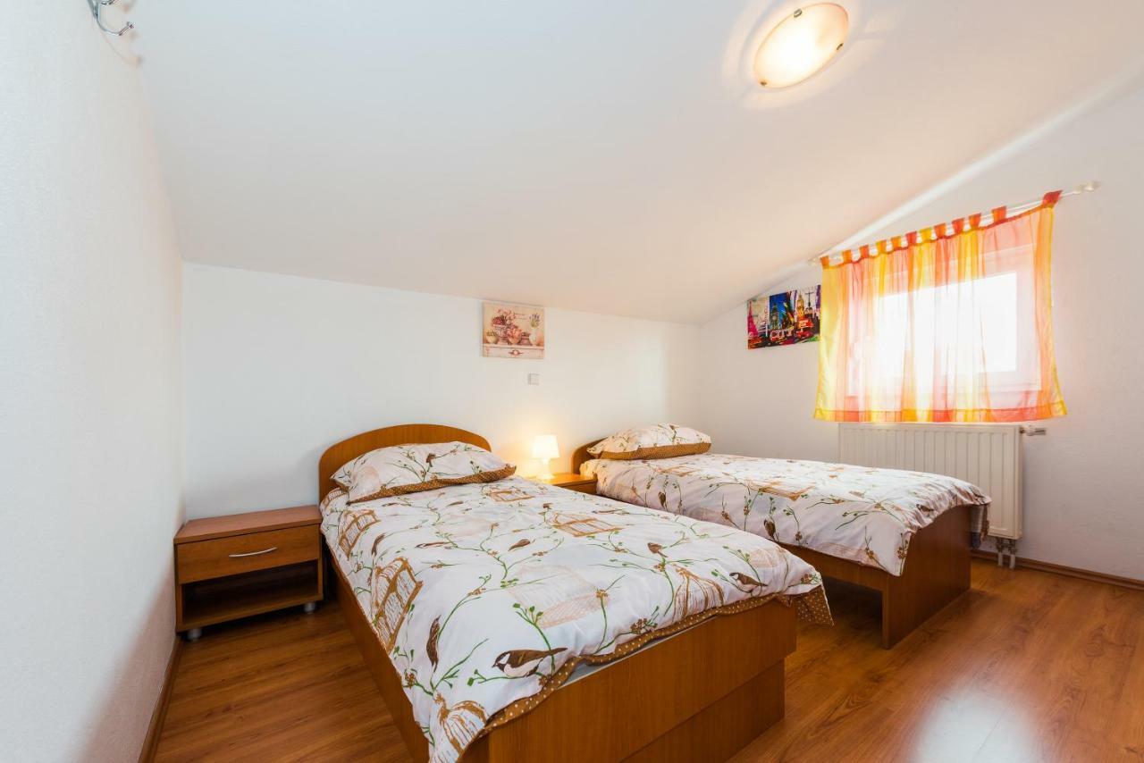 Apartment Kata Dubravice Luaran gambar